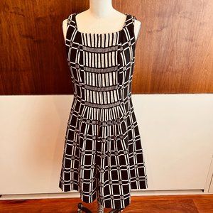 Eva Franco Fit & Flare windowpane dress, Size 10